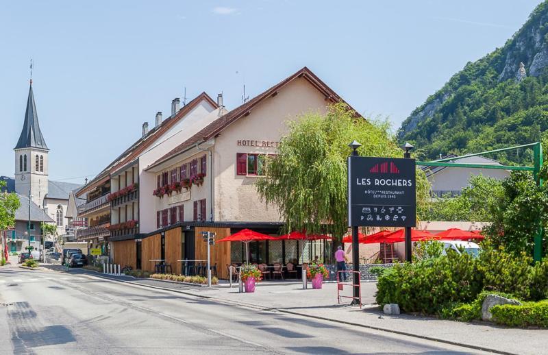 Hotel-Restaurant "Les Rochers" La Balme-de-Sillingy Εξωτερικό φωτογραφία